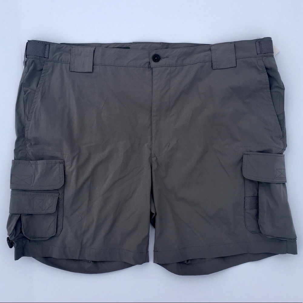 NWT Men’s Orvis 14 Pkt Tech Cargo Shorts size 42